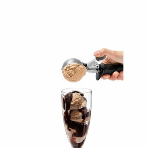 OXO Good Grips Trigger Ice Cream Scoop 2